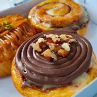 رول دارچین تازه و نرم