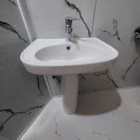 روشویی پایه دار