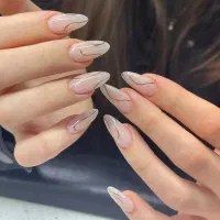 کاشت ناخن وآموزش ناخن ۰تا۱۰۰با کمترین هزینه