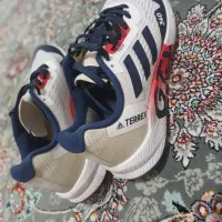 کتانی  adidasسایز ۳۹|کیف، کفش، کمربند|تهران, سلسبیل شمالی|دیوار