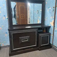 میزآرایش ومیزتلوزیون