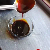 دوشاب توت طبیعی و سنتی