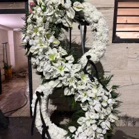 تاج گل سه تا هفت طبقه مدرن|گل و گیاه طبیعی|تهران, امانیه|دیوار