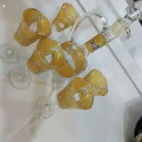 تنگ و ۵ عدد جام ترک