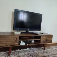 ال سی دی الجی ومیز