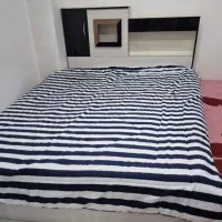 تخت دونفره با تشک طبی فنری
