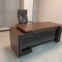 مبلمان اداری میز مدیریت آکا