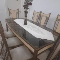 میز غذاخوری