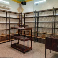 رگال قفسه جاکفشی فلزی میز ویترین شلف چوب