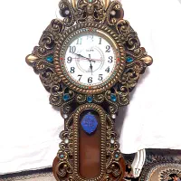 ساعت دیواری چوبی