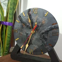 ساعت رومیزی رزینی