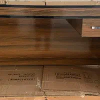 میز تحریر وکامپیوتر