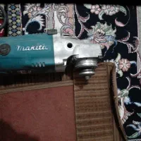 دستگاه سنگ ماکیتا سالم بدون باز شدی عالی
