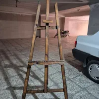 سه پایه ی بوم نقاشی در حد نو