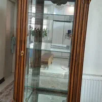 ویترین موزه ای منیت تمیز