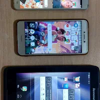 سه دستگاه گوشی موبایل