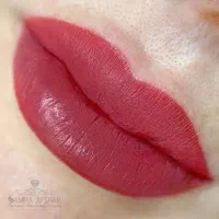 دو مدل شیدینگ لب و خط چشم و قاب سایه