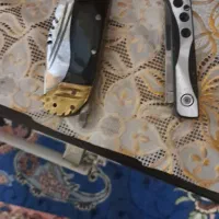 ۲ تا چاقو تمیز ۲ تا باهم