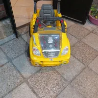 ماشین شارژی در حد نو