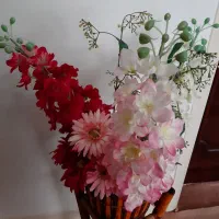 گل و گلدان تزئینی