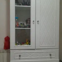 تخت و کمد نوجوان تمیز و سالم