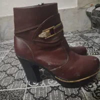 چکمه درحدنو