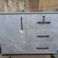 استخدام نجار  نیمه ماهر جهت مونتاژ کاری میز اداری