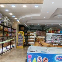 فروشنده قنادی