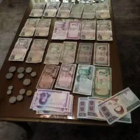پول قدیمی اسکناس و سکه همش باهم