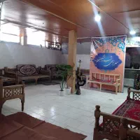 تخت چوبی