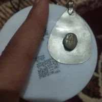 یک عدد گردنبند نقره خطی عتیقه