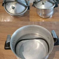 دو عدد زود پز