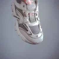 دو عدد کتونی سایز ۳۰ در حد نو و سالم و بسیارر تمیز|کفش و لباس بچه|تهران, پردیسان|دیوار