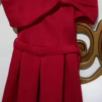 پیراهن قرمز دخترانه