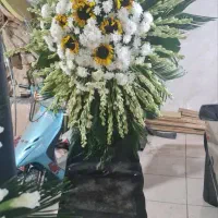 تاج گل طبیعی برای مراسم‌