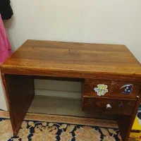 میز تحریر چوبی