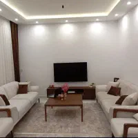 میزغذاخوری ۶نفره و یک تخته فرش ۶متری ۱۲۰۰شانه|میز و صندلی غذاخوری|ابهر, |دیوار