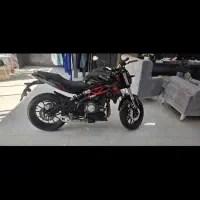 موتور بنلی ۳۰۰ جفت سیلندر ۱۴۰۳ مشکی