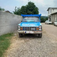 نیسان 82 بیرنگ