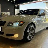 بی ام و 320 LCI