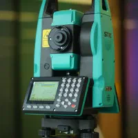 دوربین نقشه برداری توتال استیشن با منوی لایکا|ماشین‌آلات صنعتی|رشت, چمارسرا|دیوار