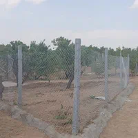 ۱۰۰۰ متر باغ با فنس محصور شده