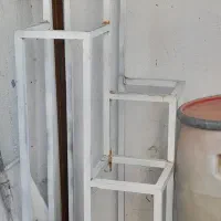 دبه ۵۰ لیتری ۸۰تومن و زیرگلدانی ۱۵۰ تومن