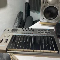 میدی کنترلرNektar Lx25+