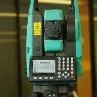 دوربین نقشه برداری توتال استیشن رابط کاربری لایکا