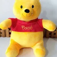 عروسک خرس پو نشسته