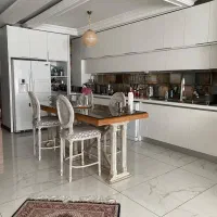 80-متر-2-خواب-هفت-تیر-3-پشت-حاشیه-وکیل-آباد
