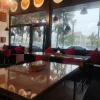 کمک آشپز پیتزا زن