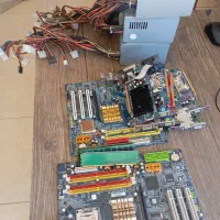 تعدادی قطعات کامپیوتر خراب و سالم