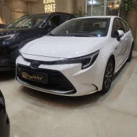 تویوتا لوین هیبرید